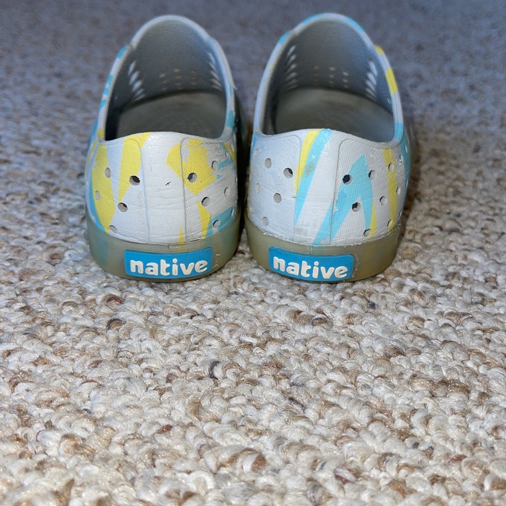 Native Shoes - Picture 5 of 7